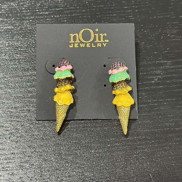 Ice Cream Scoops Shakey Linear Earrings - Picture 2 of 3